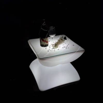 Mesa hostelería iluminada con luz led, RGB, sin cables, Able